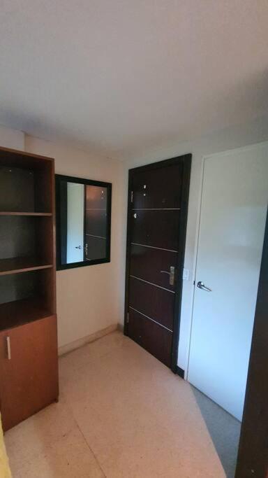 R.1101 Lindo Estudio Ejecutivo, Privado Y Centrico. Apartamento